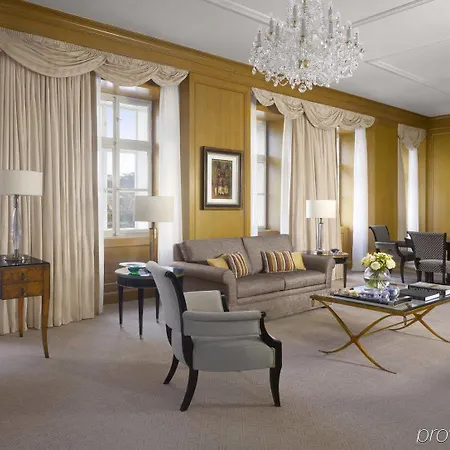 Hotel Four Seasons 5*