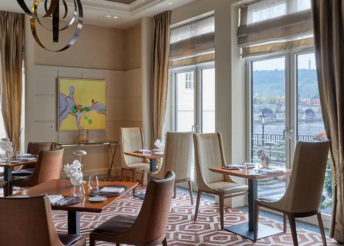 Hotell Four Seasons