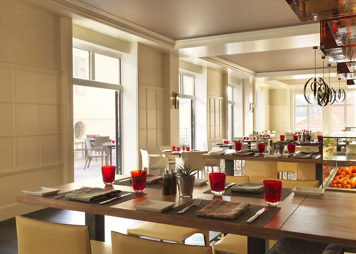 Four Seasons 5*