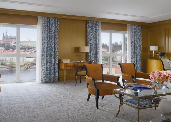 Four Seasons 5*