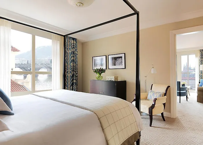 Hotell Four Seasons