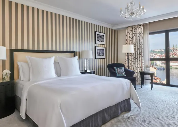 Hotell Four Seasons Prag