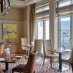 Hotel Four Seasons