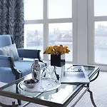 Four Seasons Prag