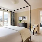 Hotell Four Seasons