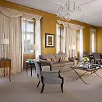 Four Seasons 5*