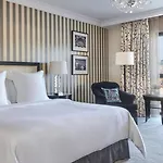 Four Seasons Hotell 5*