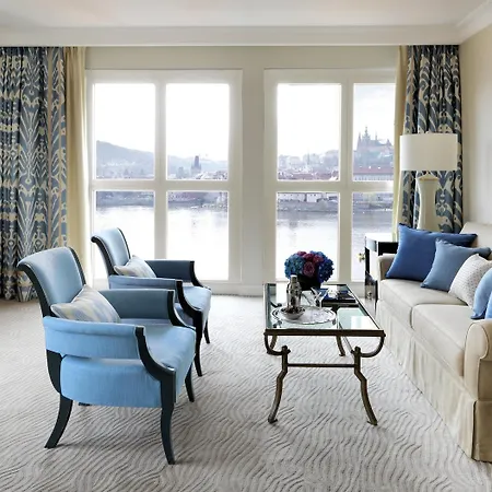 Hotell Four Seasons Prag