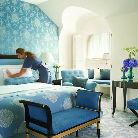 Hotell Four Seasons