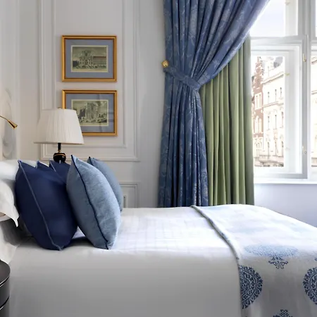 מלון Four Seasons פראג