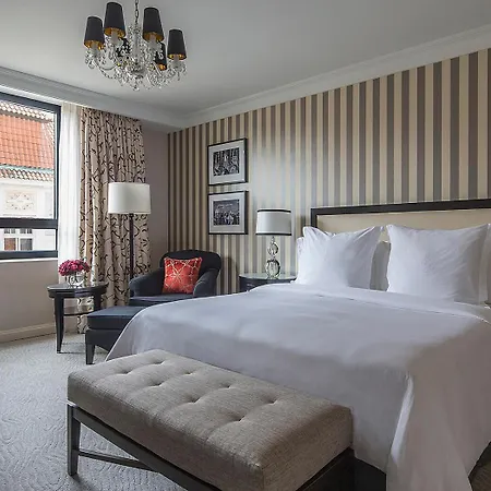 Hotel Four Seasons 5*