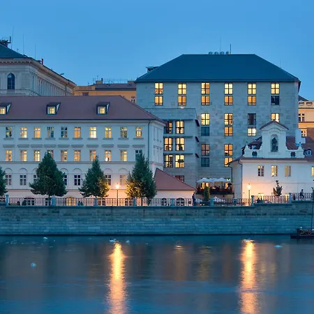 Four Seasons Prague