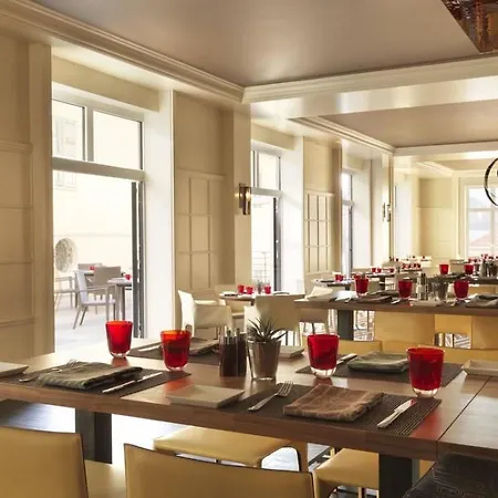 Four Seasons Prag