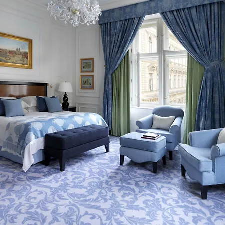 Hotell Four Seasons
