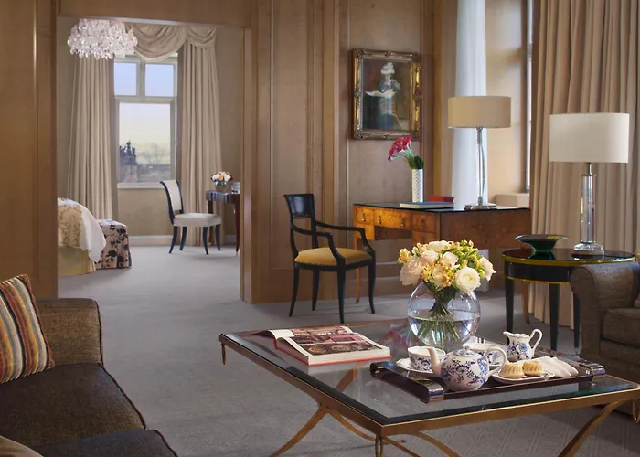 Four Seasons 5*
