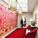Four Seasons Otel